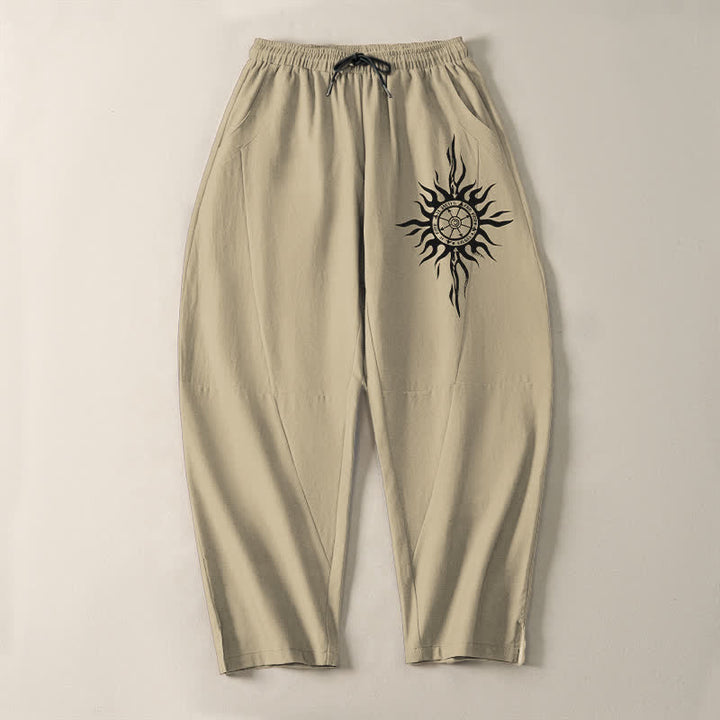 Buddha Stones Pantaloni da uomo affusolati in puro cotone con motivo tribale a sole e coulisse, con tasche. - image 2