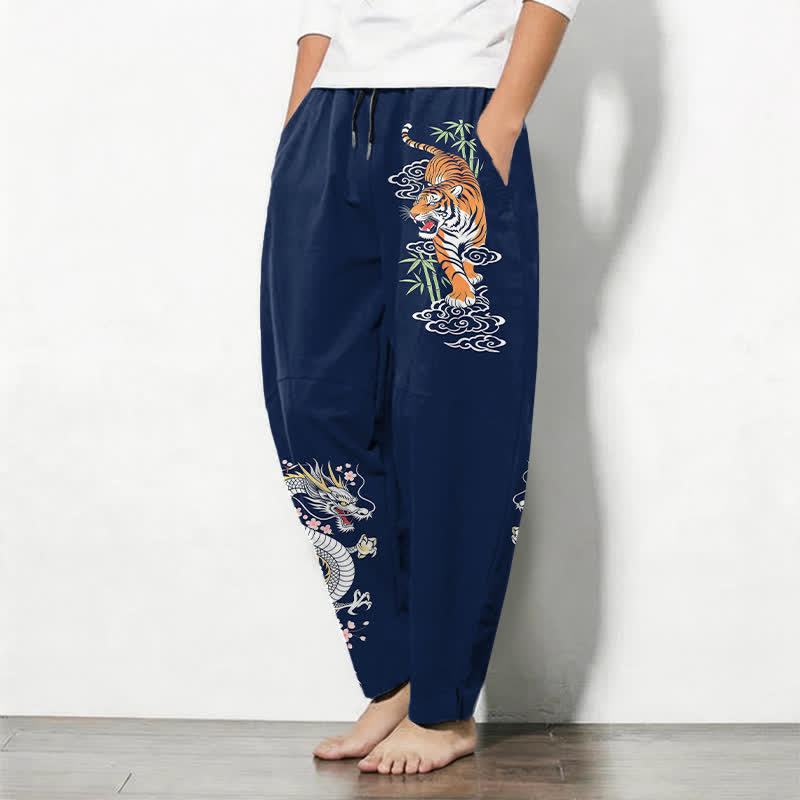Buddha Stones Pantaloni da uomo affusolati con coulisse e tasche, in puro cotone, con stampa tigre e drago. - image 8