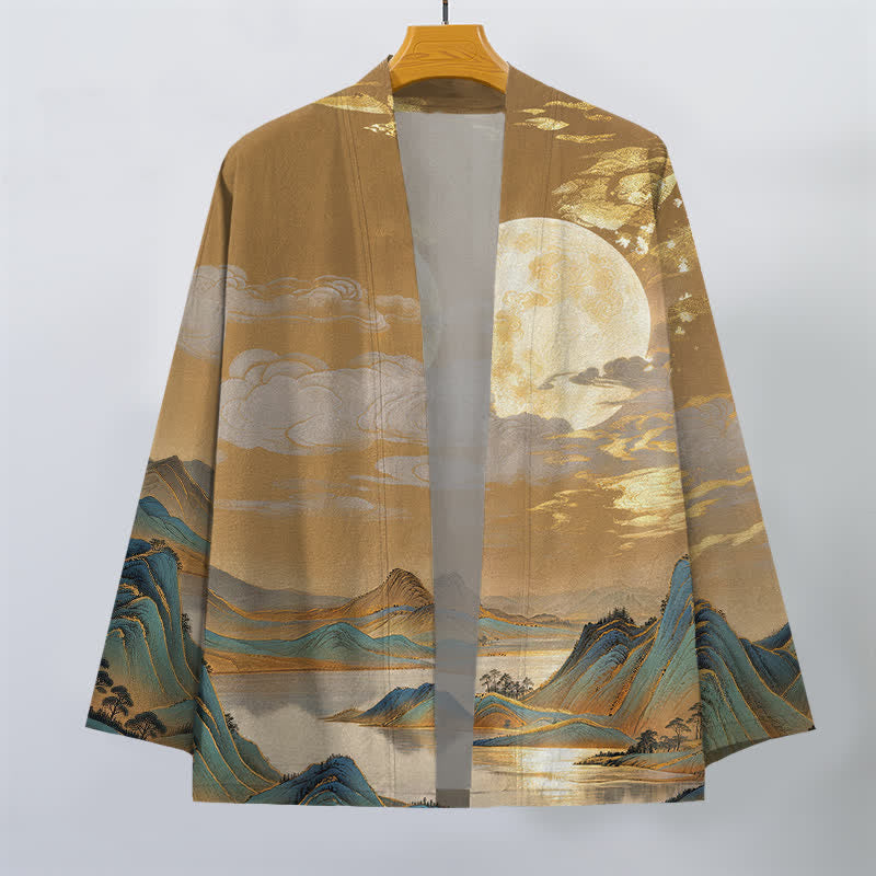 Buddha Stones Kimono da uomo in cotone con motivo paesaggio montano e luna dorata, aperto sul davanti. - image 1