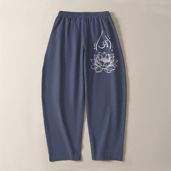 Buddha Stones Pantaloni da uomo affusolati con coulisse e tasche, in puro cotone, con motivo a loto sacro Om e stampa Om. - image 3