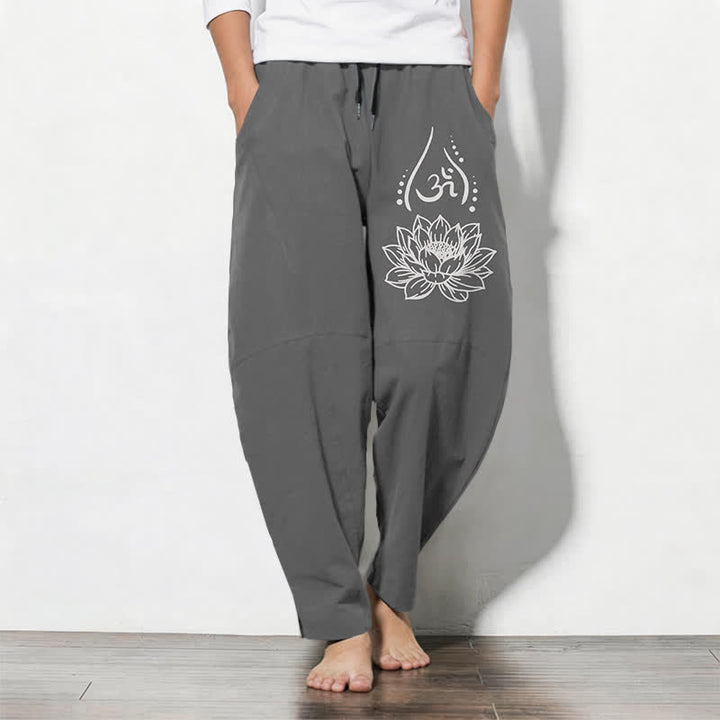 Buddha Stones Pantaloni da uomo affusolati con coulisse e tasche, in puro cotone, con motivo a loto sacro Om e stampa Om. - Grigio - US/UK/AU50, EU60 (5XL) - image 7