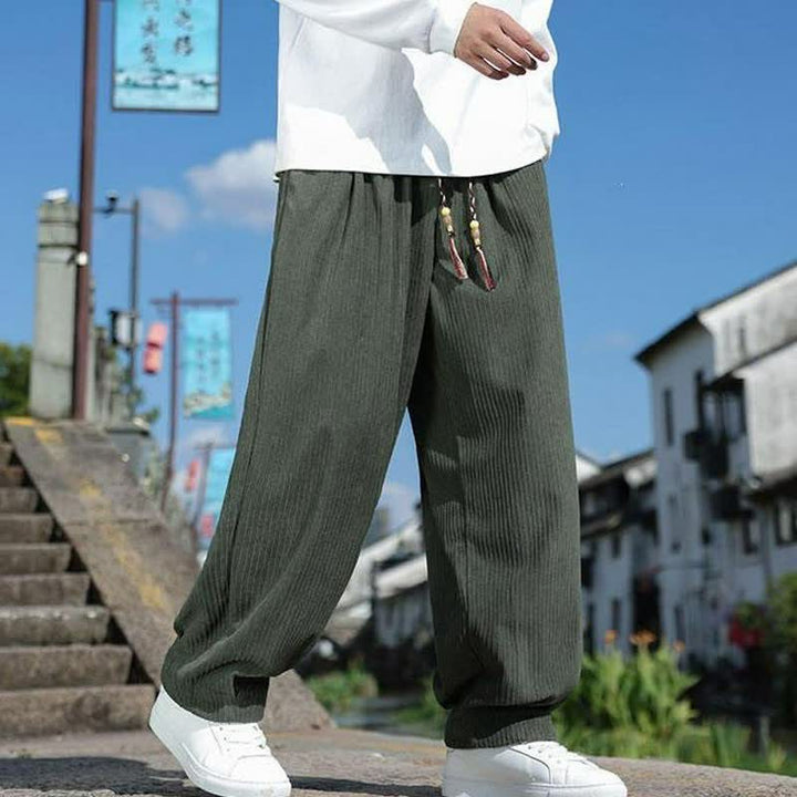 Buddha Stones Pantaloni da uomo a gamba dritta con coulisse, stile vintage, per autunno/inverno, alla caviglia, in velluto a coste tinta unita, con tasche. - image 3