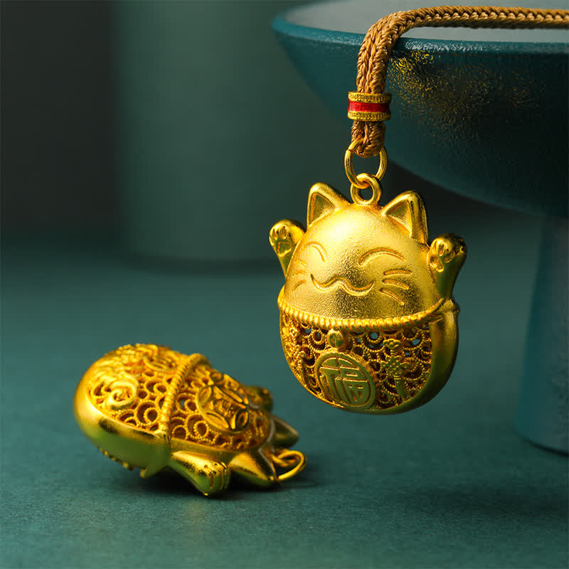 Buddha Stones Collana con corda intrecciata in ottone placcato oro con personaggio Fu e simbolo del gatto portafortuna. - image 4