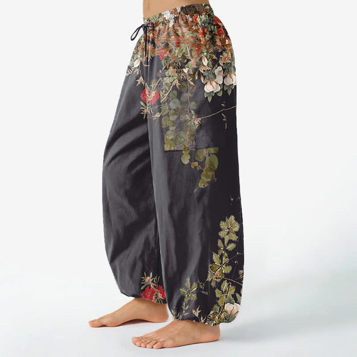 Buddha Stones Pantaloni harem da donna in cotone vintage con motivo a peonia rossa e vita elasticizzata, con tasche laterali. - image 1
