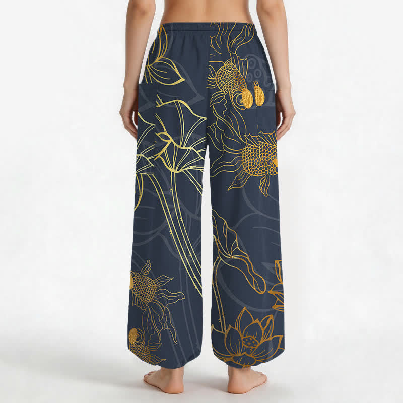 Buddha Stones Pantaloni harem da donna in cotone con elastico in vita e motivo a loto dorato e carpe koi, con tasche laterali. - image 9