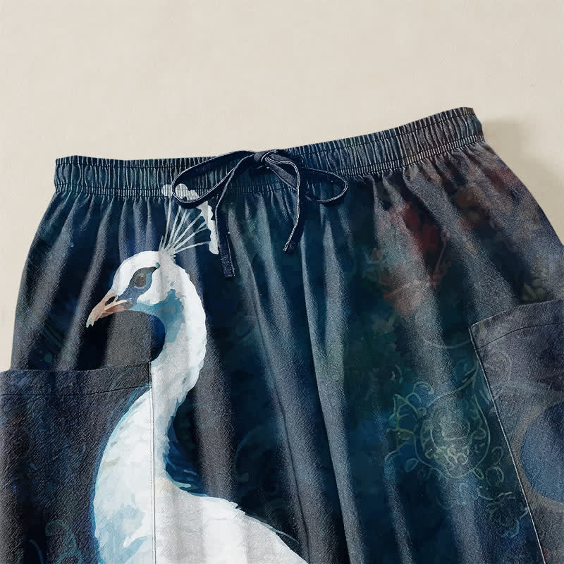 Buddha Stones Pantaloni harem da donna in cotone bianco con motivo a piume di pavone e vita elasticizzata, con tasche laterali. - image 5