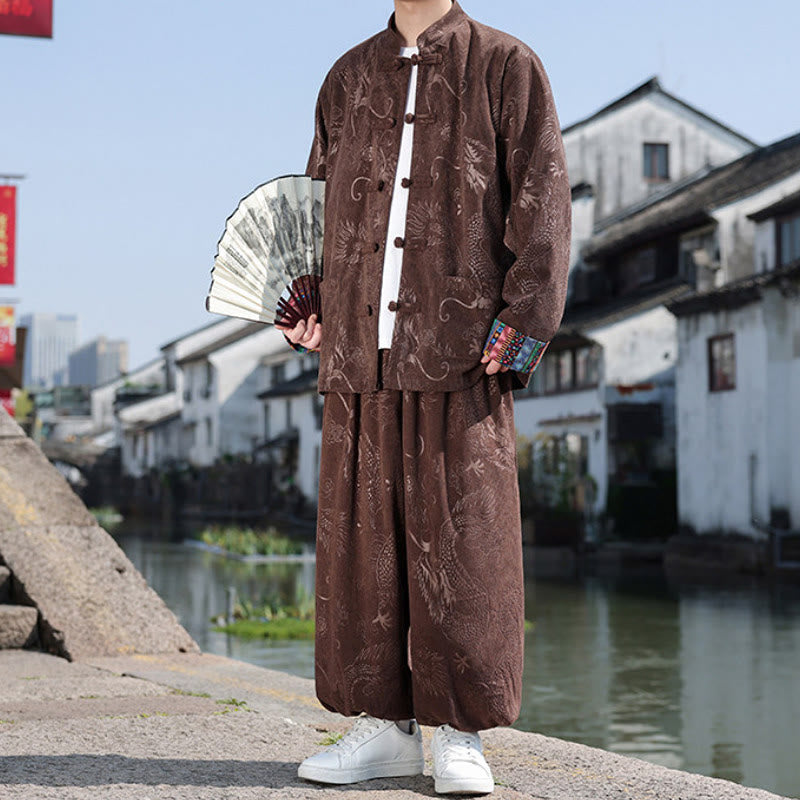 Buddha Stones Camicia e pantaloni da uomo in cotone stile Tang vintage con colletto alla coreana, bottoni a rana e motivo astratto, perfetti per la meditazione autunnale e invernale. Con tasche. - Siena - US/UK/AU46, EU56 (5XL) - image 0