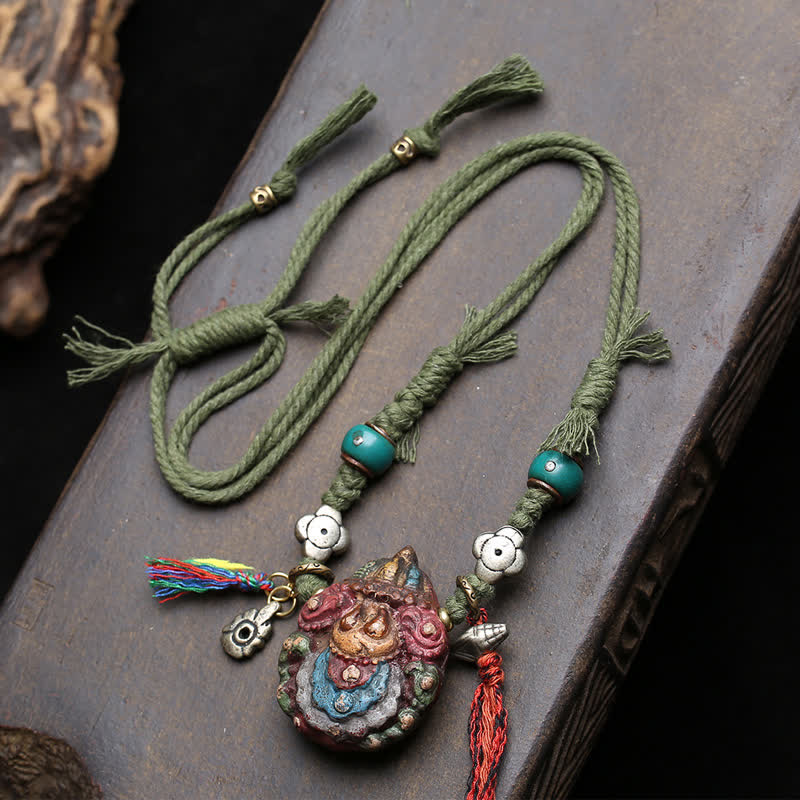 Buddha Stones Collana con ciondolo a forma di nappa intagliata e dipinta in stile tibetano Tsa-tsa, ideale come punto di radicamento. - Circa 48,5 × 38,0 × 21,5 mm - image 0