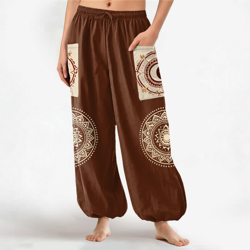 Buddha Stones Pantaloni harem da donna in cotone stile bohémien con motivo mandala a fasi lunari, vita elasticizzata e tasche laterali. - Marrone sella - US16, UK/AU20, EU48 (3XL) - image 0
