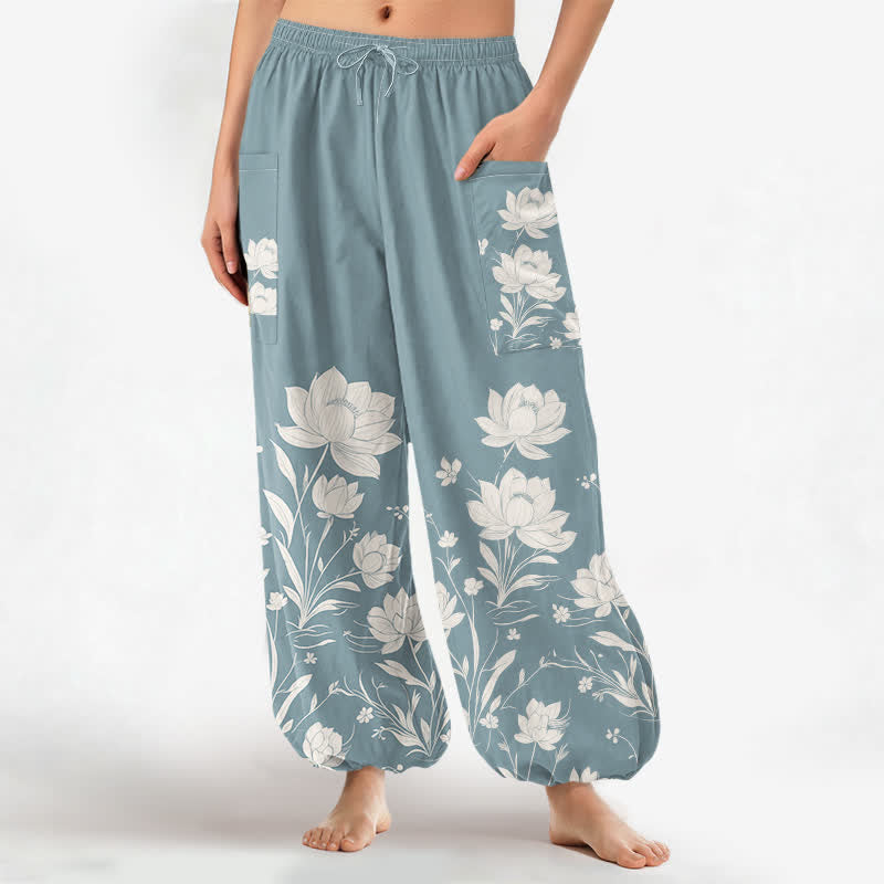 Buddha Stones Pantaloni harem da donna in cotone con motivo vintage a fiori di loto, vita elasticizzata e tasche laterali. - Azzurro polvere - US16, UK/AU20, EU48 (3XL) - image 10