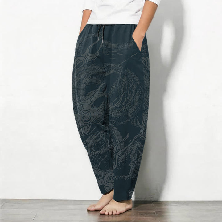 Buddha Stones Pantaloni da uomo affusolati con coulisse e tasche, in puro cotone, con motivo a onde del drago mistico. - image 8