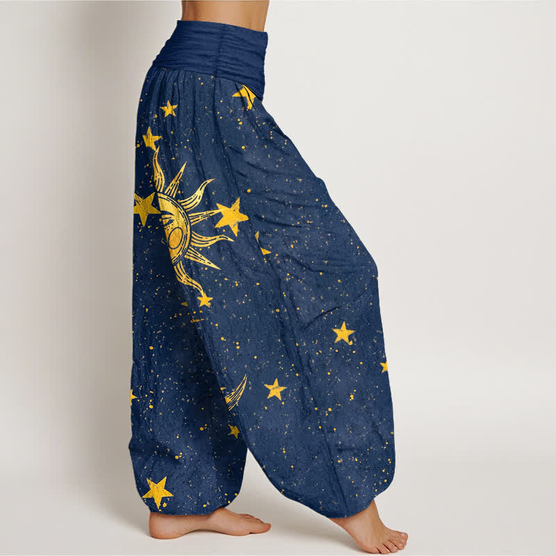 Buddha Stones Pantaloni harem da donna in cotone con motivo sole dorato e stelle, con elastico in vita. - image 2