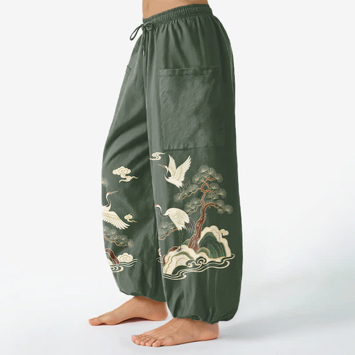 Buddha Stones Pantaloni harem da donna in cotone con motivo a gru e pino orientale, vita elasticizzata e tasche laterali. - image 8