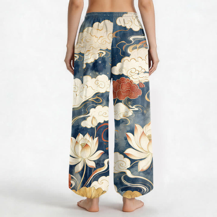 Buddha Stones Pantaloni harem da donna in cotone con motivo orientale di loto e nuvole, vita elasticizzata e tasche laterali. - image 2