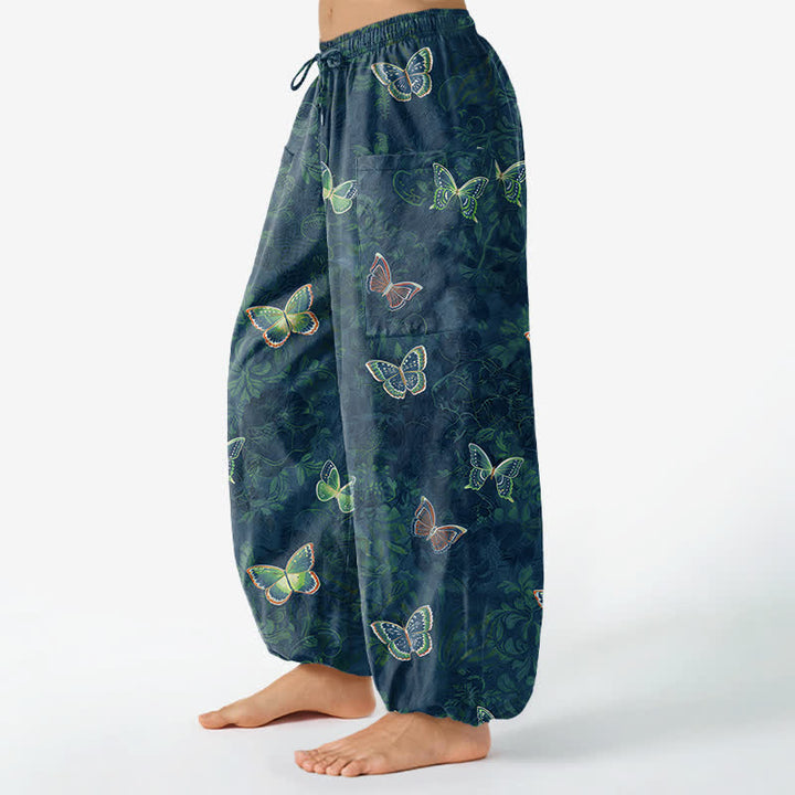 Buddha Stones Pantaloni harem da donna in cotone con elastico in vita e tasche laterali, ispirati alla natura, con motivo a farfalle e foglie. - image 8