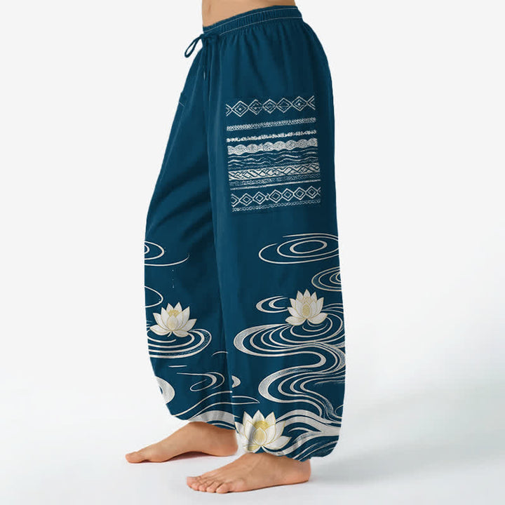 Buddha Stones Pantaloni harem da donna in cotone con motivo a onde di loto e vita elasticizzata, con tasche laterali. - image 11