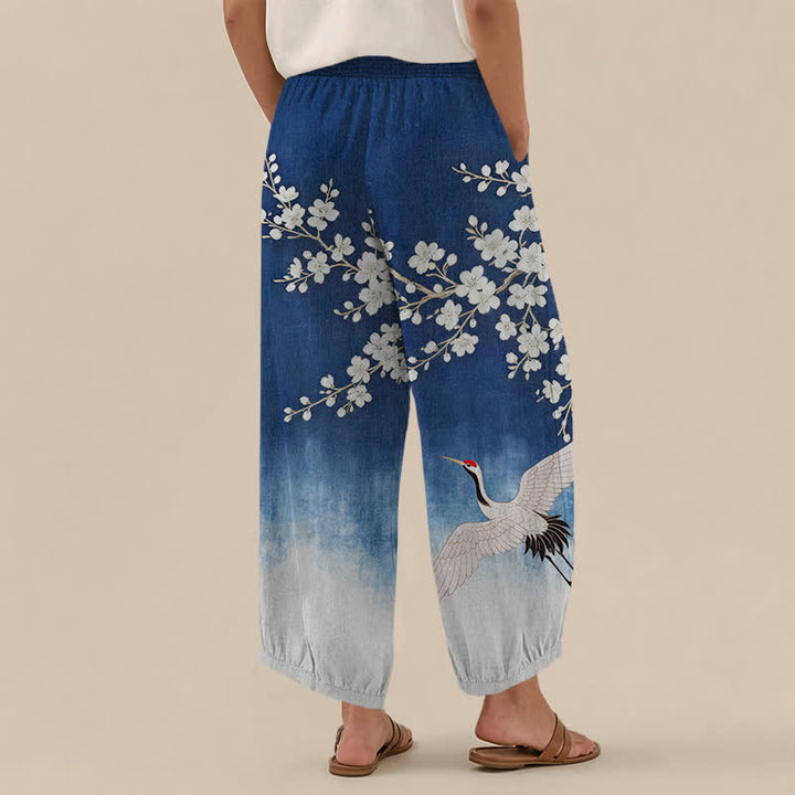 Buddha Stones Pantaloni harem da donna in cotone con motivo a gru orientale e fiori di pruno, plissettati e vita elasticizzata, con tasche. - image 2