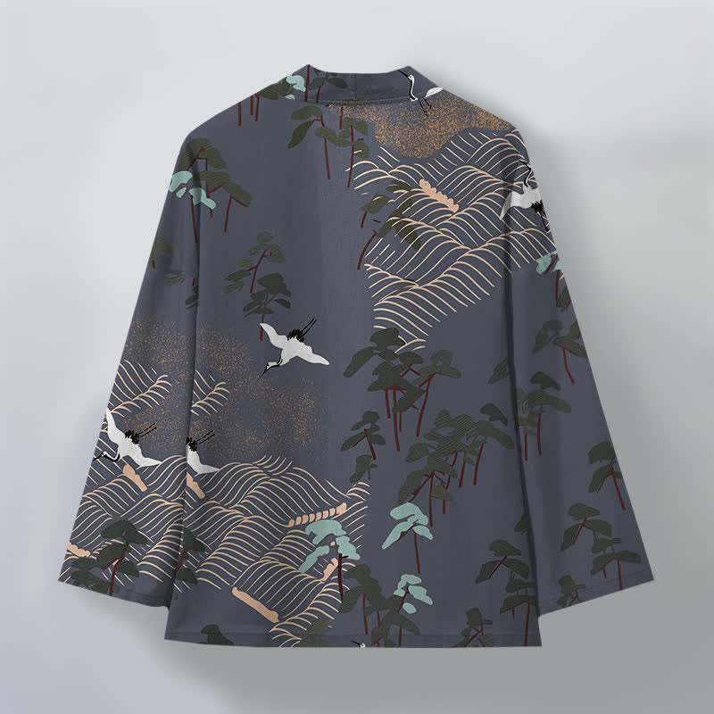 Buddha Stones Kimono da uomo in cotone bianco con motivo a gru, alberi e onde, aperto sul davanti. - image 8