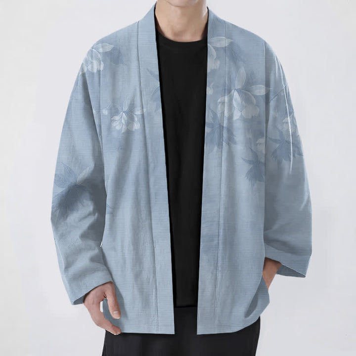 Buddha Stones Kimono da uomo in cotone con delicato motivo floreale e foglie, aperto sul davanti. - Blu acciaio chiaro - US/UK/AU48, EU58 (4XL) - image 6