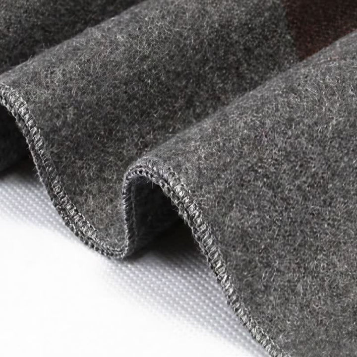 Sciarpa da uomo avvolgente con nappe e motivo a righe urbane, ideale per l'autunno e l'inverno, con motivo Buddha Stones. - image 15