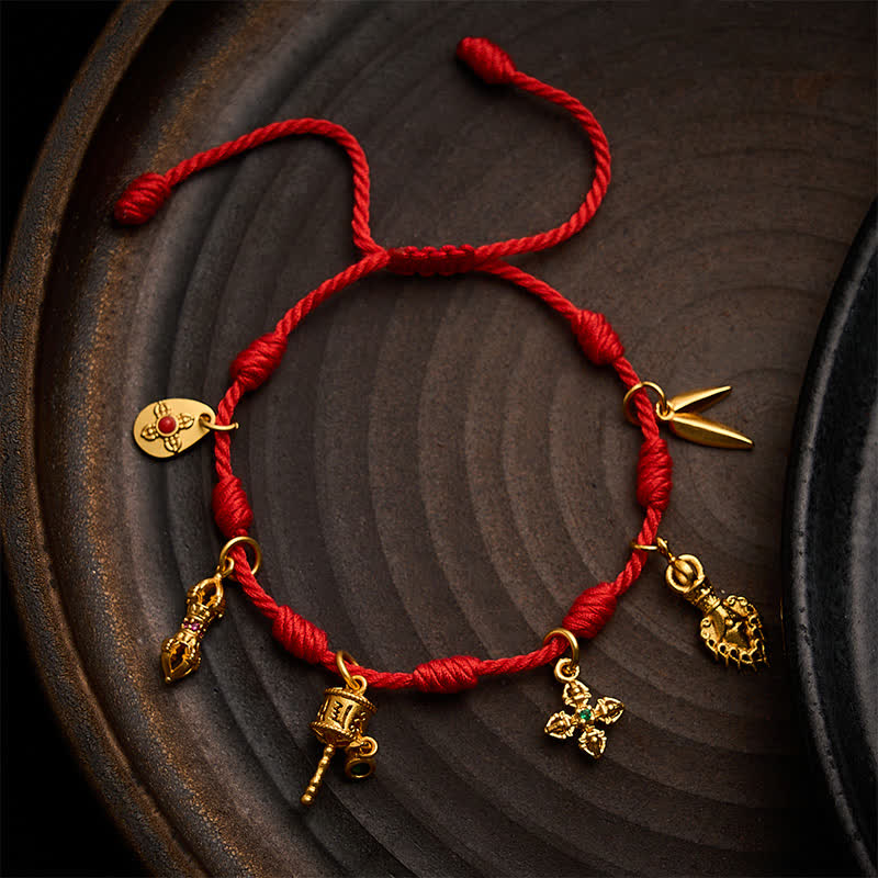 Buddha Stones Braccialetto portafortuna Zakiram con ruota di preghiera Om Mani Padme Hum, foglia di bambù, fatto a mano con sette nodi rossi e cordino rosso, con foglia di bambù. - Rosso (Circonferenza del polso: 5,9–7,5 pollici / 15–19 cm) - image 0