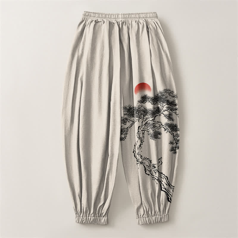 Buddha Stones Pantaloni harem da uomo in puro cotone con coulisse e tasche, fantasia a inchiostro di pini e sole. - image 2