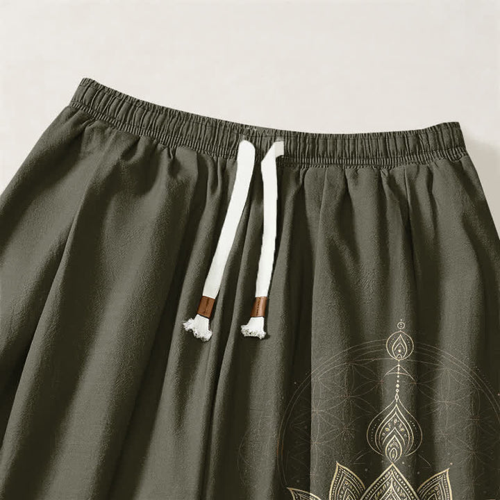 Buddha Stones Pantaloni harem da uomo in puro cotone con coulisse e tasche, motivo geometrico mandala a loto dorato. - image 15