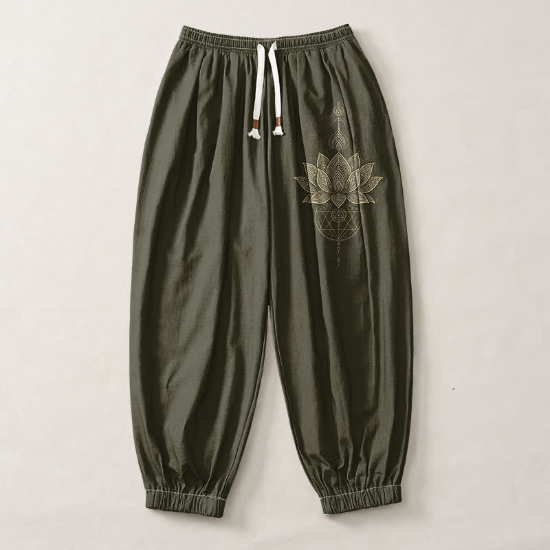 Buddha Stones Pantaloni harem da uomo in puro cotone con coulisse e tasche, motivo geometrico mandala a loto dorato. - image 13