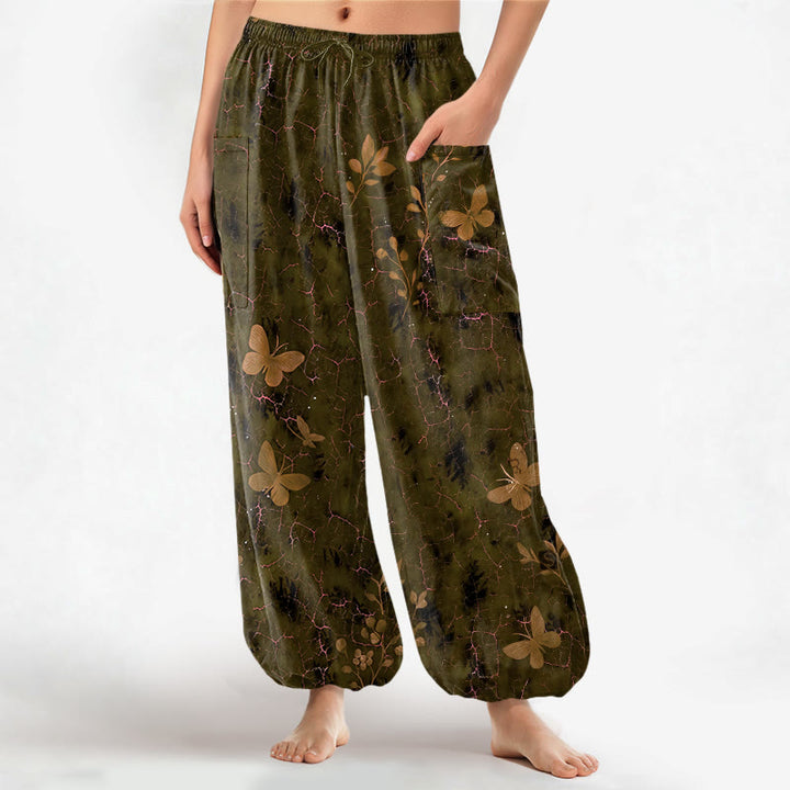 Buddha Stones Pantaloni harem da donna in cotone con elastico in vita e motivo a farfalle botaniche, con tasche laterali. - Oliva - US16, UK/AU20, EU48 (3XL) - image 7