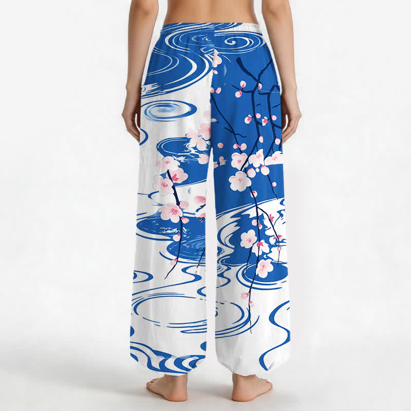 Buddha Stones Pantaloni harem da donna in cotone con motivo a onde di fiori di ciliegio e vita elasticizzata, con tasche laterali. - image 2