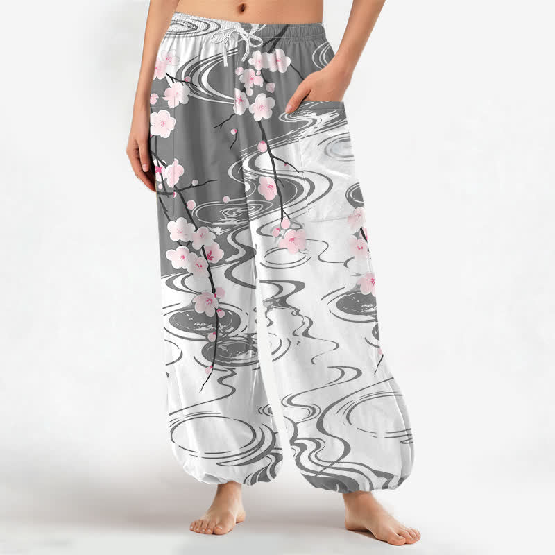 Buddha Stones Pantaloni harem da donna in cotone con motivo a onde di fiori di ciliegio e vita elasticizzata, con tasche laterali. - Grigio - US16, UK/AU20, EU48 (3XL) - image 10
