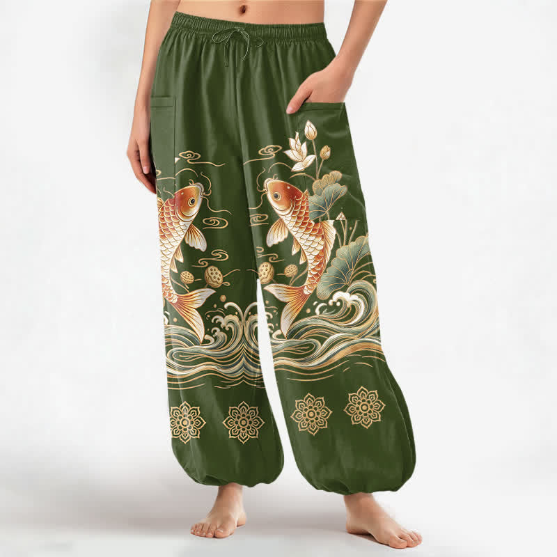 Buddha Stones Pantaloni harem da donna in cotone con elastico in vita e motivo a onde di loto e koi dorati, con tasche laterali. - Verde oliva scuro - US16, UK/AU20, EU48 (3XL) - image 10