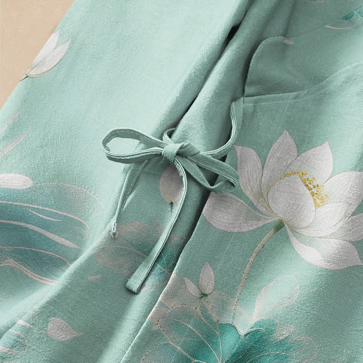 Kimono da donna a maniche lunghe con scollo a V e allacciatura, in cotone con stampa di pietre Buddha Stones , loto e carpe koi. - image 3