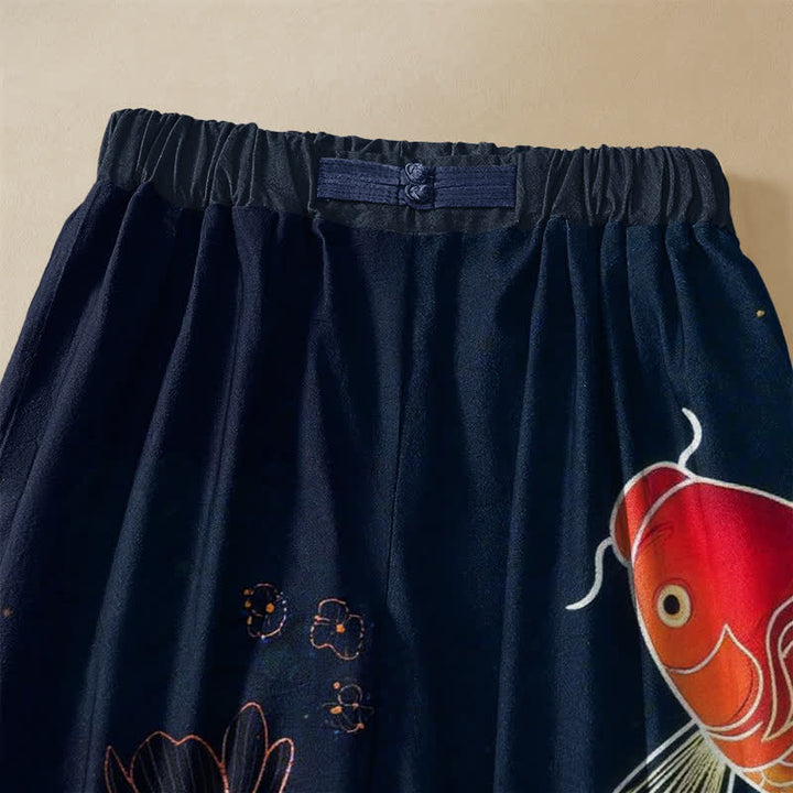 Buddha Stones Pantaloni harem da donna in puro cotone, stile vintage, con motivo a carpe koi rosse, loto, bottoni a rana e vita elasticizzata, con tasche. - image 2