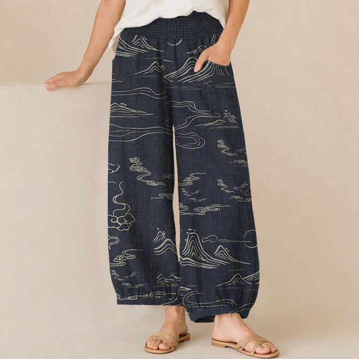 Buddha Stones Pantaloni harem da donna in cotone con motivo montagne, luna e nuvole propiziatorie, vita elasticizzata e pieghe, con tasche. - Nero - US16, UK/AU20, EU48 (3XL) - image 0