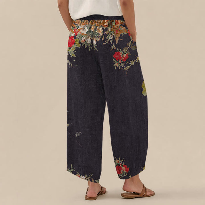 Buddha Stones Pantaloni harem da donna in cotone stile bohémien con stampa floreale rossa, pieghe e vita elasticizzata, con tasche. - image 2