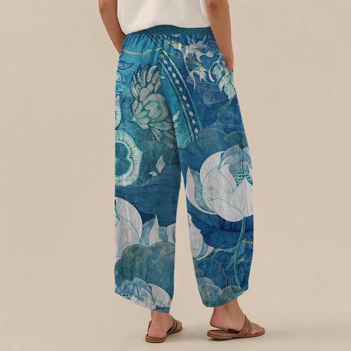 Buddha Stones Pantaloni harem da donna in cotone bianco con motivo a fiori di loto, plissettati e vita elasticizzata, con tasche. - image 8