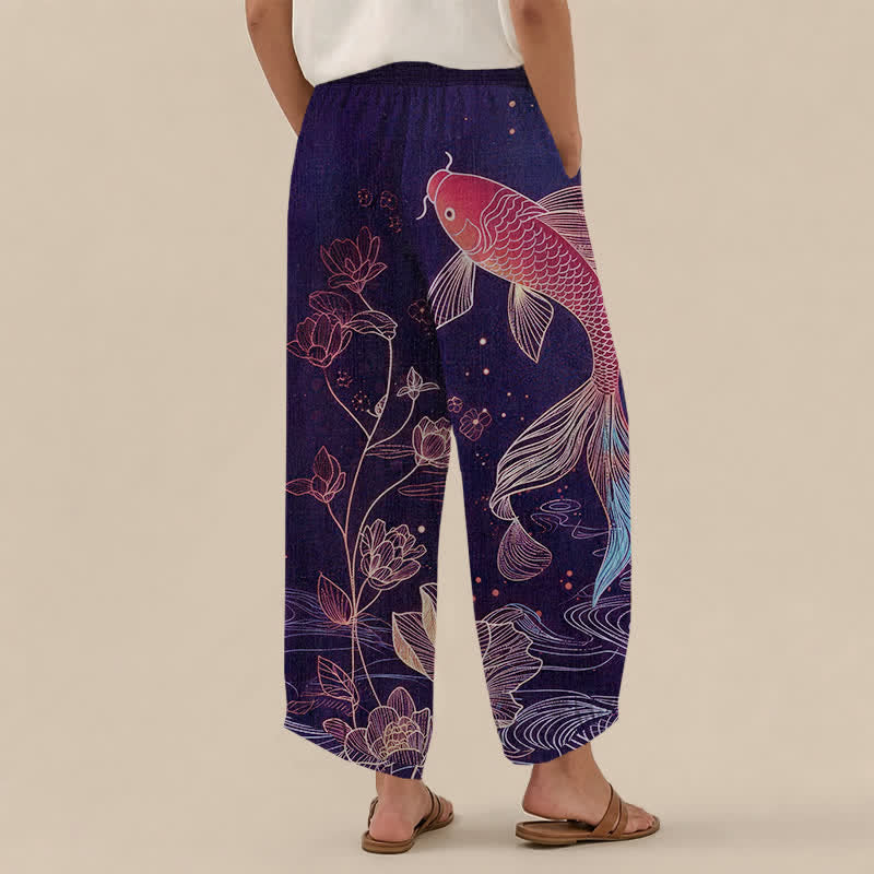 Buddha Stones Pantaloni harem da donna in cotone rosso con motivo a onde di pesci koi e loto, plissettati e vita elasticizzata, con tasche. - image 12
