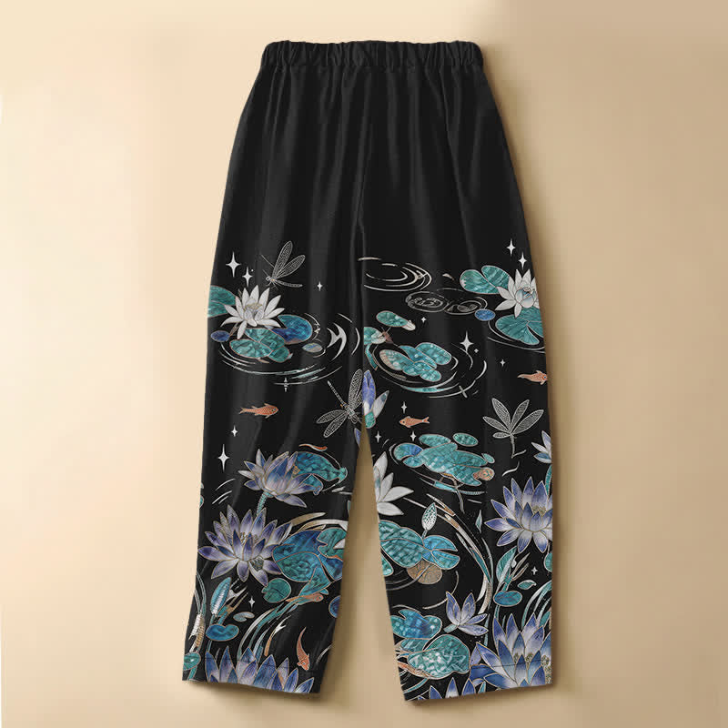 Buddha Stones Pantaloni harem da donna in puro cotone con motivo loto, koi, libellula, bottoni a rana e vita elasticizzata con tasche. - image 1