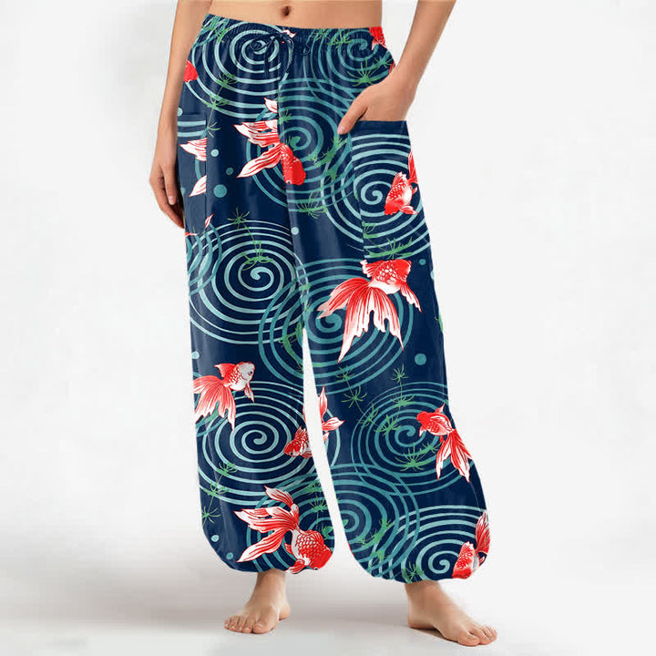 Buddha Stones Pantaloni harem da donna in cotone con motivo a onde di carpe koi orientali e vita elasticizzata, con tasche laterali. - Marina - US16, UK/AU20, EU48 (3XL) - image 7
