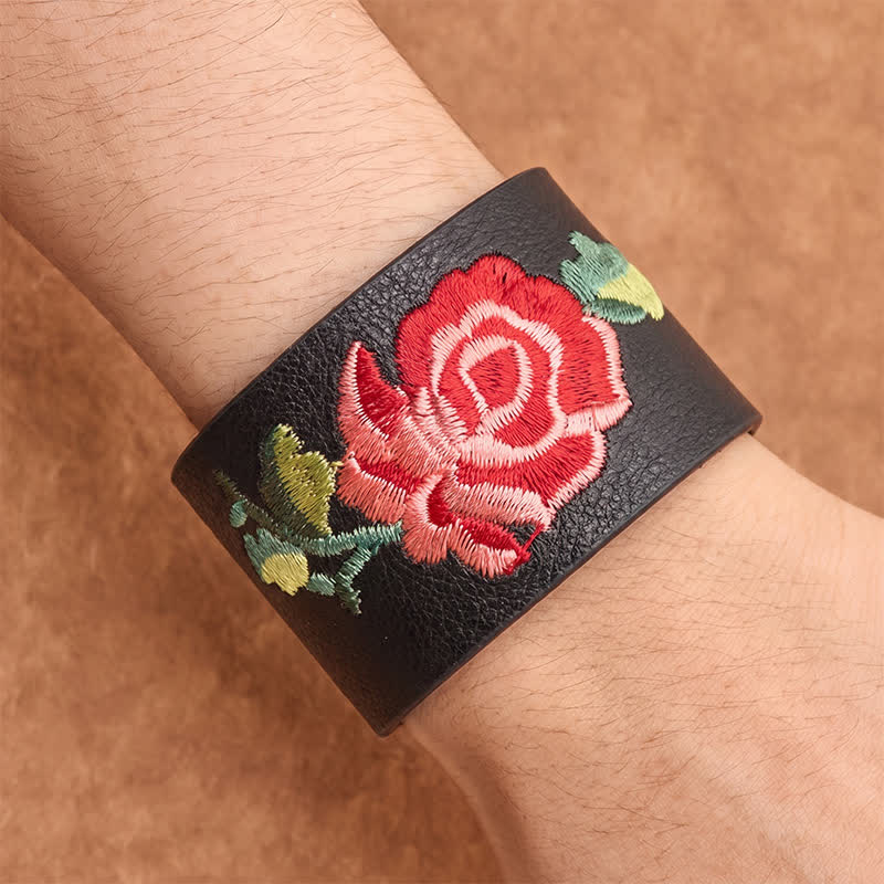 Buddha Stones Bracciale in pelle con fibbia di protezione larga e rose ricamate a rosa - image 4