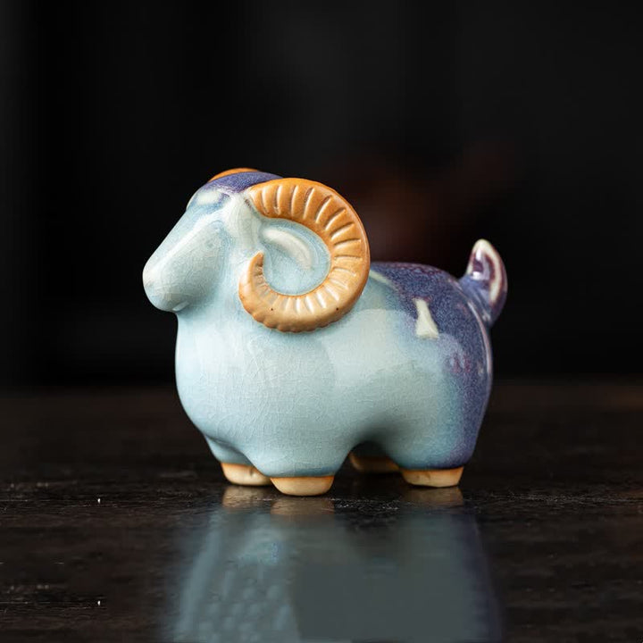 Buddha Stones Decorazione da tavolo in ceramica a forma di capra/ariete portafortuna. - Blu. Dimensioni approssimative: 10,0 cm × 5,6 cm × 8,2 cm - image 9