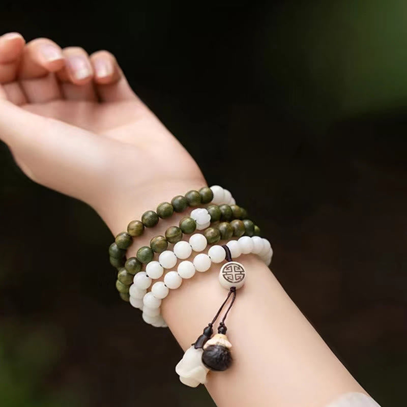 Braccialetto rilassante con semi di Bodhi in legno di sandalo verde naturale Buddha Stones