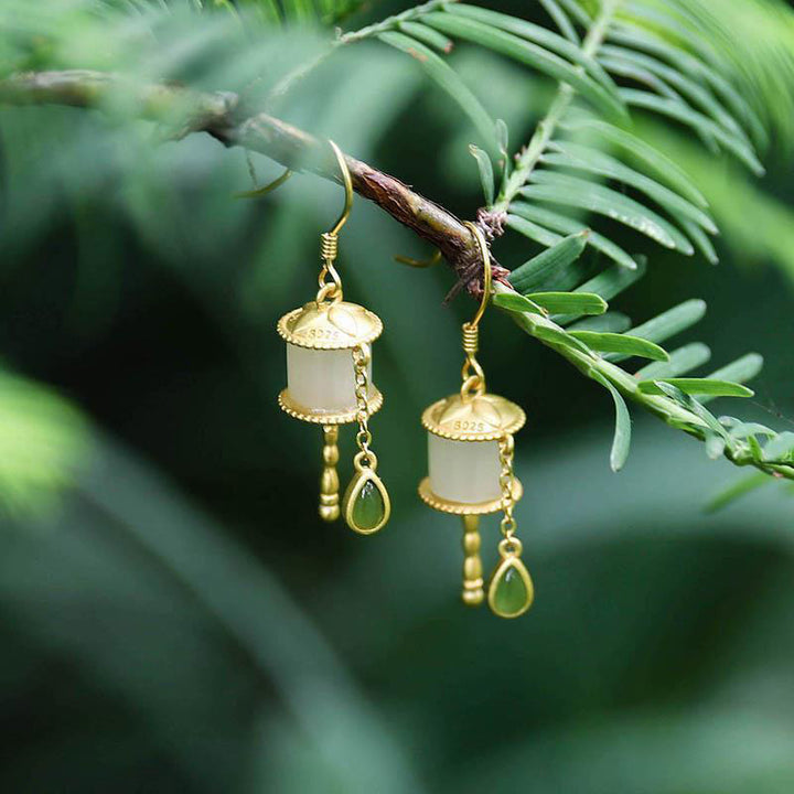 Orecchini pendenti con ruota della preghiera in giada e argento sterling 925 Buddha Stones