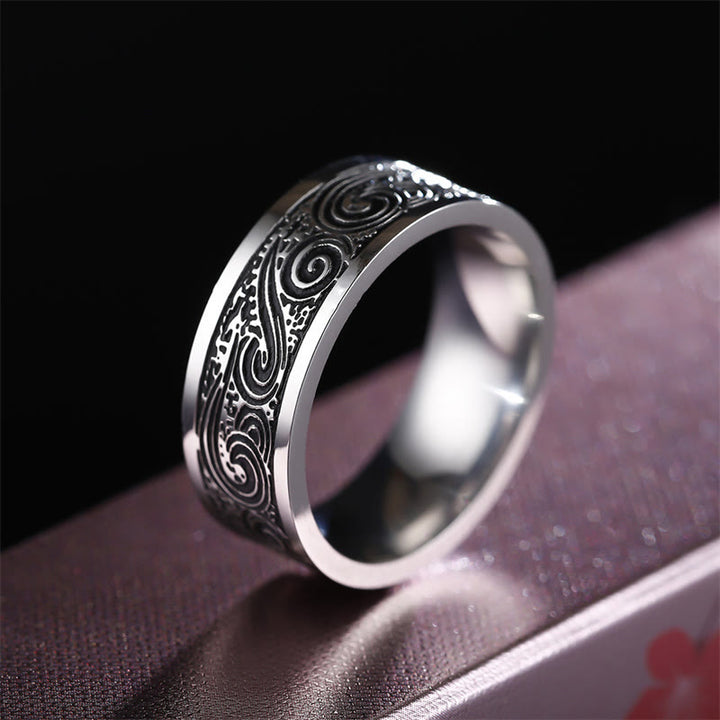 Anello in acciaio al titanio con motivo inciso a onde vintage e nuvole di buon auspicio - image 2