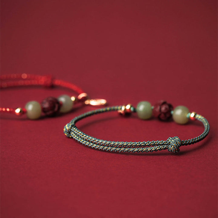 Braccialetto di corda artigianale Buddha Stones in giada Hetian placcato oro 14K, cinabro e loto portafortuna - image 12