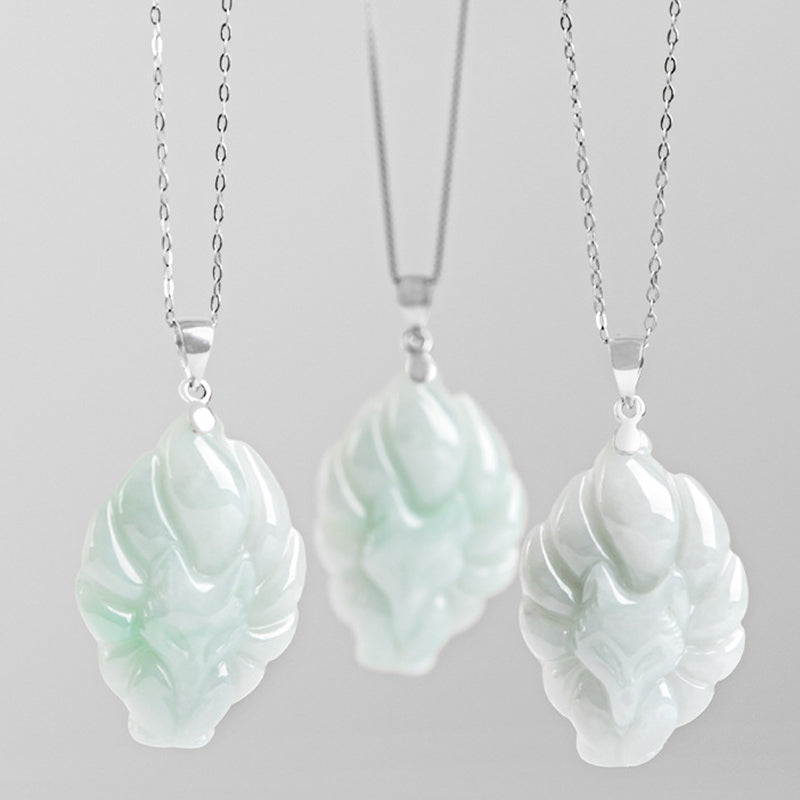 Collana con ciondolo in acciaio al titanio e catena in giada naturale con volpe a nove code Buddha Stones - image 3