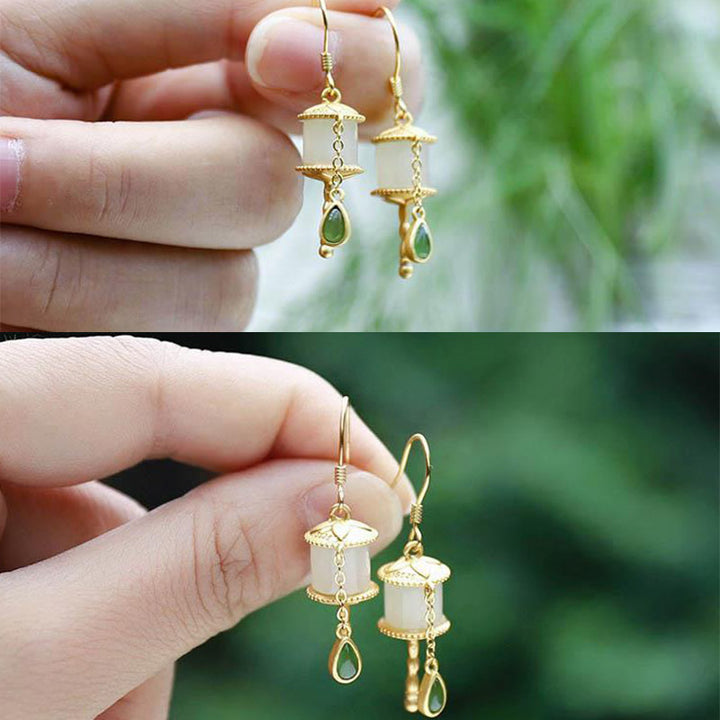 Orecchini pendenti con ruota della preghiera in giada e argento sterling 925 Buddha Stones