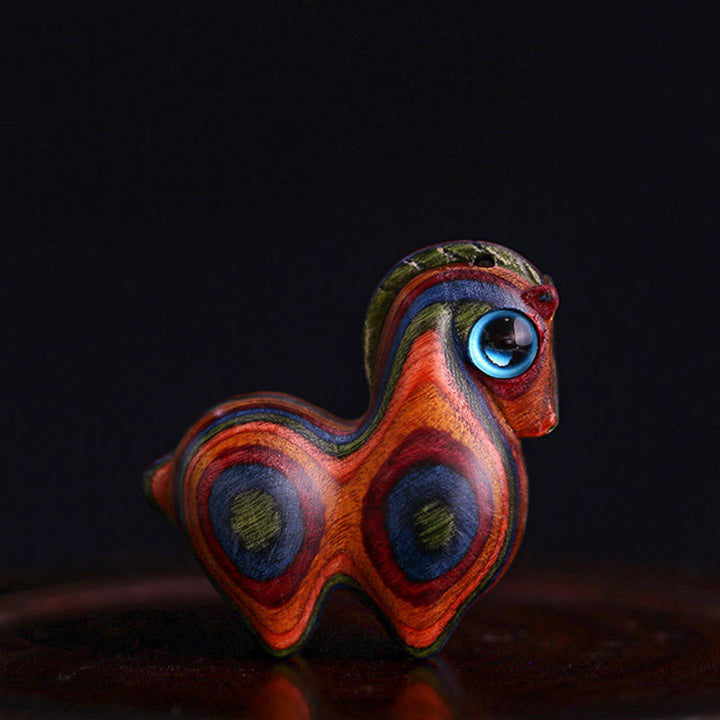 Buddha Stones Piccola foglia Sandalo rosso Sandalo verde Mini cavallo fortunato Protezione Decorazione - Cavallo di legno dipinto (dimensioni medie 39*34*17 mm) (trama casuale) - image 16