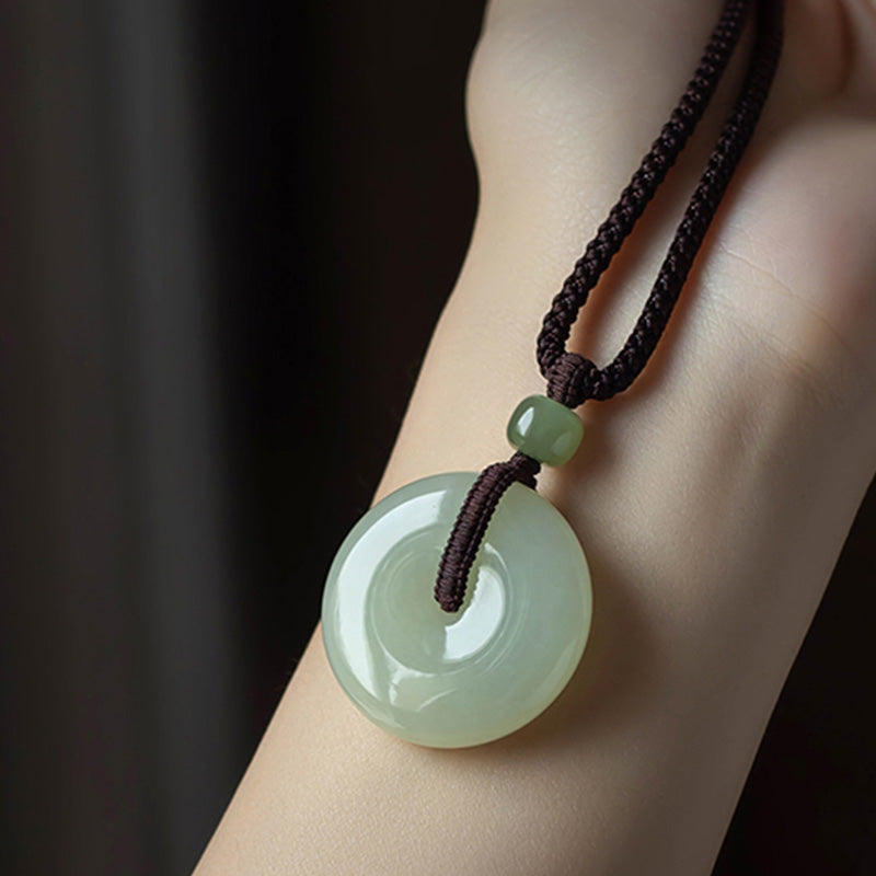 Collana Buddha Stones con fibbia per la pace, fortuna e prosperità